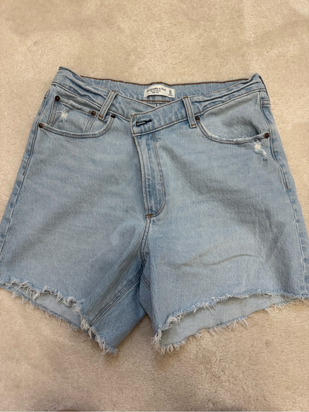 Abercrombie & Fitch Dad Short High Rise